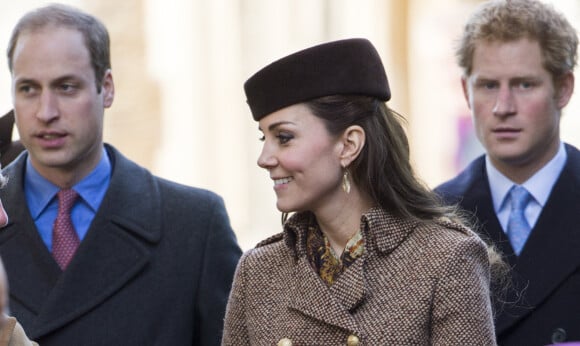 Le prince Harry, le prince William et Catherine Kate Middleton, la duchesse de Cambridge enceinte - La famille royale anglaise se rend à la messe de Noël à Sandringham, le 25 décembre 2014.