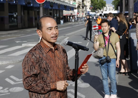 Mohamad Oemar (Ambassadeur d'Indonésie en France) - Inauguration de l'expostion "Indonésie : de Java à Bali" au BHV / Marais à Paris le 8 juin 2022.  © Marc Ausset-Lacroix/Bestimage