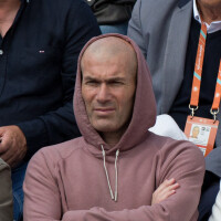 Zinedine Zidane au PSG  ? Les supporters marseillais, furieux, s'en prennent à lui sur la Toile !