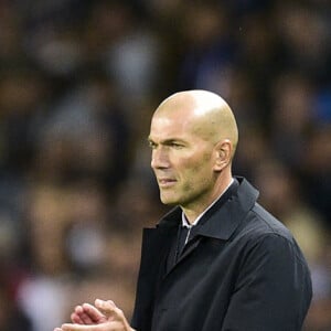 Zinédine Zidane entraineur du Real Madrid lors du match UEFA Ligue des Champions groupe A, opposant le Paris Saint-Germain (PSG) au Real Madrid au Parc des Princes à Paris, France, le 18 septembre 2019. Le PSG a gagné 3-0. © Jean-Baptiste Autissier/Panoramic/Bestimage 