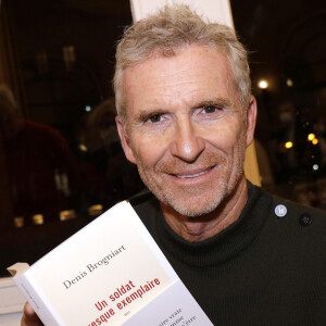 Exclusif - Denis Brogniart - Remise du Prix du Guesclin à l'occasion du 11ème salon du livre d'histoire au Cercle National des Armées à Paris le 6 décembre 2021. © Cédric Perrin/Bestimage 