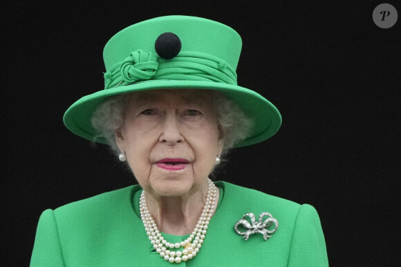 La reine Elisabeth II - La famille royale d'Angleterre au balcon du palais de Buckingham, à l'occasion du jubilé de la reine d'Angleterre
