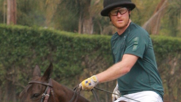 Le prince Harry victime d'un accident : il tombe de son cheval en plein match de polo !