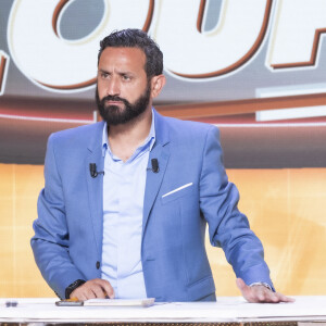 Cyril Hanouna - Sur le plateau de l'émission TPMP (Touche Pas à Mon Poste) présentée en direct par C.Hanouna et diffusée sur C8 à Paris le 6 juin 2022. © Jack Tribeca / Bestimage 