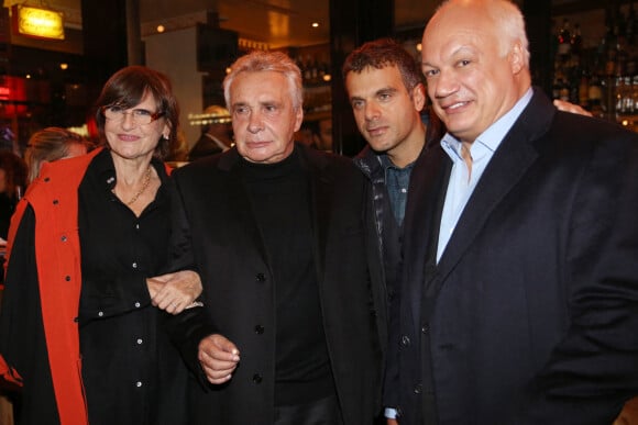Michel Sardou et sa femme Anne-Marie Perier, Steve Suissa et Eric-Emmanuel Schmitt - Generale de la piece "The Guitrys" au theatre Rive Gauche a Paris, le 16 octobre 2013.