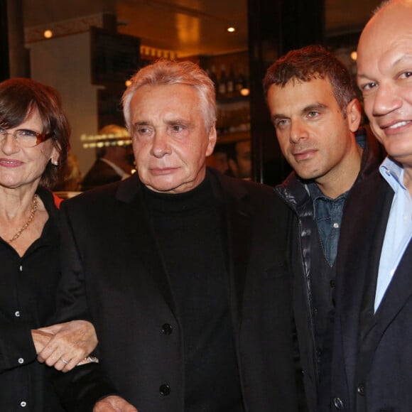 Michel Sardou et sa femme Anne-Marie Perier, Steve Suissa et Eric-Emmanuel Schmitt - Generale de la piece "The Guitrys" au theatre Rive Gauche a Paris, le 16 octobre 2013.