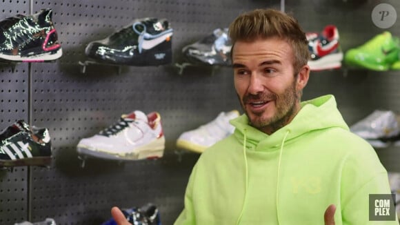 David Beckham va faire du shopping de baskets avec Joe La Puma de Complex au Flight Club de Miami, prenant le temps de parler de l'achat de baskets rares, de ses enfants portant ses chaussures et de son histoire avec adidas et le Predator. 17 mai 2022