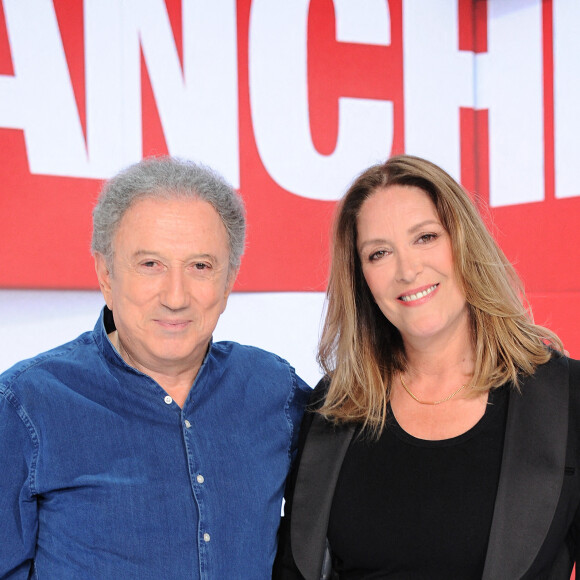 Exclusif - Michel Drucker et Sandrine Alexi - Enregistrement de l'émission Vivement dimanche prochain au studio Gabriel, présentée par Michel Drucker . Diffusion sur France 2 le 19/06/2022. © Guillaume Gaffiot/Bestimage 