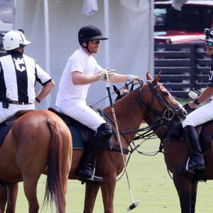 Meghan Markle, duchesse de Sussex soutient son mari le prince Harry, duc de Sussex et son équipe Los Padres lors d'une rencontre de polo à Santa Barbara le 17 juin 2022. 