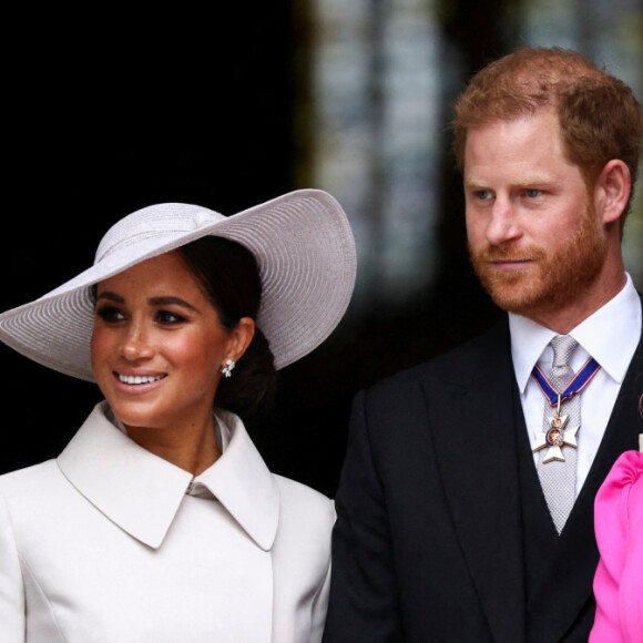 Peter Philips, Le prince Harry, duc de Sussex, et Meghan Markle, duchesse de Sussex, Zara et Mike Tindall - Les membres de la famille royale et les invités lors de la messe célébrée à la cathédrale Saint-Paul de Londres, dans le cadre du jubilé de platine (70 ans de règne) de la reine Elisabeth II d'Angleterre. Londres. 