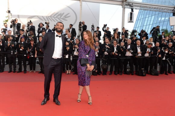 Ramzy Bedia et sa compagne Marion - Montée des marches de la cérémonie de clôture du 70ème Festival International du Film de Cannes, France, le 28 mai 2017. © Rachid Bellak/Bestimage 