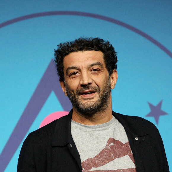 Ramzy Bedia - Photocall de la soirée lors de la 25ème édition du Festival international du film de comédie de l'Alpe d'Huez le 18 janvier 2022. © Dominique Jacovides / Bestimage 