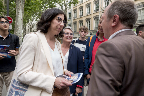 Rima Abdul-Malak, ministre de la culture, est venu soutenir la candidature de Anne Brugnera pour les élections législatives à Lyon le 2 juin 2022. © Sandrine Thesillat / Panoramic / Bestimage