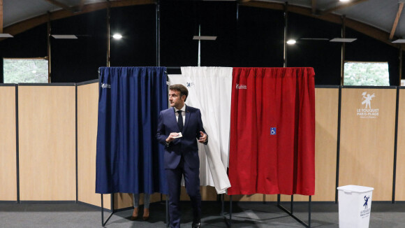 Emmanuel Macron : Une ministre lui envoie-t-elle des poèmes ? Sa réponse à la rumeur !
