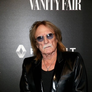 Le chanteur Christophe (Daniel Bevilacqua) - Vanity Fair a organisé un dîner à l'occasion du classement des "50 français les plus influents du monde" à l'hotel Salomon de Rothschild à Paris le 6 décembre 2016. © Dominique Jacovides/Bestimage 