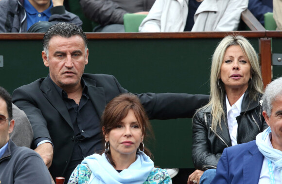 Christophe Galtier et sa femme - People dans les tribunes lors du Tournoi de Roland-Garros (les Internationaux de France de tennis) à Paris, le 29 mai 2016. © Dominique Jacovides/Bestimage