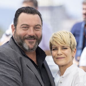 Denis Ménochet, Marina Foïs au photocall de "As Bestas" lors du 75ème Festival International du Film de Cannes, le 27 mai 2022. © Cyril Moreau/Bestimage 