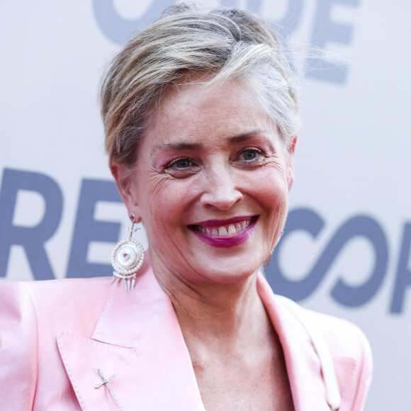 Sharon Stone au photocall de la soirée Core Gala à Los Angeles le 10 juin 2022. 