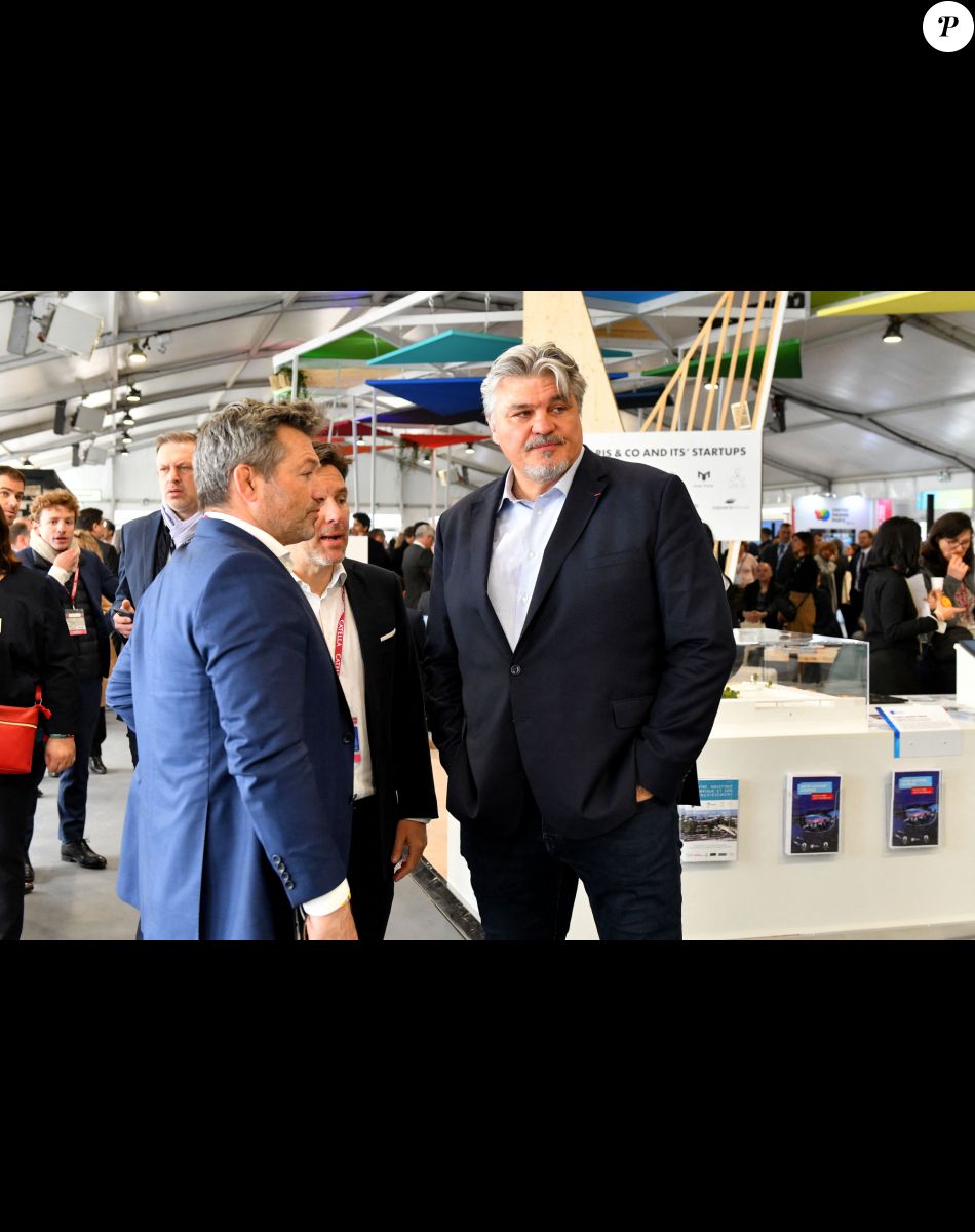 David Douillet, l'ancien champion de judo et ancien ministre, participe au MIPIM 2022 au Palais des Festivals à Cannes, le 16 mars 2022. Le MIPIM est le plus grand marché international des professionnels de l'immobilier, il rassemble des acteurs de l'immobilier de tous horizons du monde entier. Le MIPIM offre aux participants la possibilité de nouer des relations durables, de présenter de nouveaux projets et de jeter les bases de collaborations fructueuses. Cet événement se déroule du 15 au 18 mars 2022. © Bruno Bebert/Bestimage