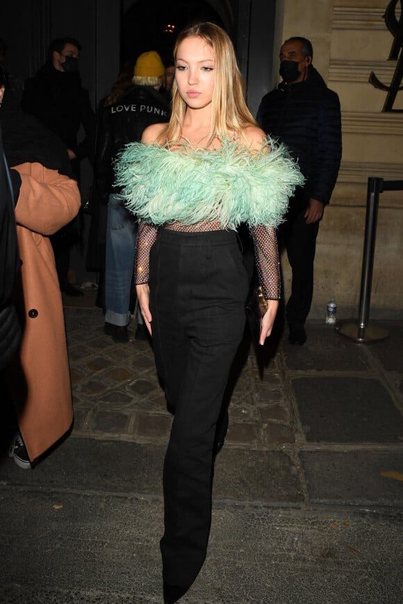 Lila Grace Moss-Hack - People à la soirée YSL lors de la fashion week de Paris. Le 1er mars 2022.