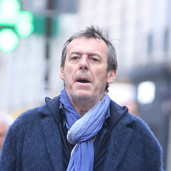 Jean-Luc Reichmann - Arrivées aux obsèques de Michou en l'église Saint-Jean de Montmartre à Paris. © Panoramic / Bestimage