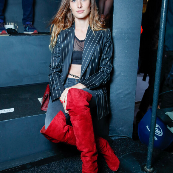 Ilona Smet - Photocall du défilé Etam Live Show 2021 à l'Opéra Garnier à Paris le 4 octobre 2021.
