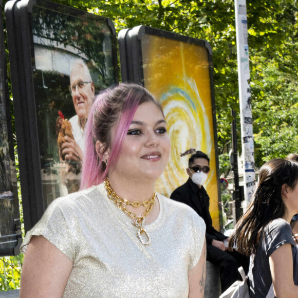 Louane - Défilé Paco Rabanne Haute Couture automne-hiver 2022-2023 à Paris, le 3 juillet 2022. © JB Autissier / Panoramic / Bestimage