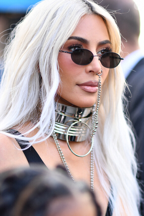 Kim Kardashian arrive au défilé de mode Haute-Couture automne-hiver 2022-2023 "Jean-Paul Gaultier" au 325 rue Saint-Martin à Paris, France, le 6 juillet 2022. © Da Silva-Perusseau/Bestimage 