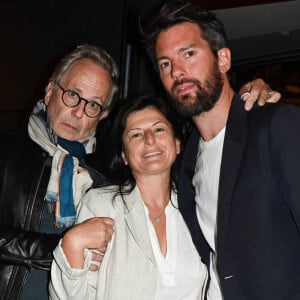 Exclusif - Fabrice Luchini avec sa compagne Emmanuelle Garassino et Jean Robert-Charrier - 100e du spectacle de Vincent Dedienne "Un soir de gala" aux théâtre Marigny à Paris, le 27 juin 2022. © Coadic Guirec/Bestimage