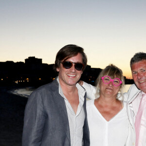 Exclusif - Thomas Dutronc, Christine Bravo et Stéphane Bachot - Soirée du mariage de Christine Bravo et Stéphane Bachot sur la plage du restaurant Marinella à l'Ile Rousse en Corse le 11 Juin 2022 © Dominique Jacovides / Bestimage