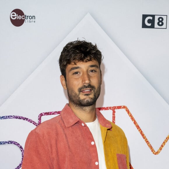 Jérémy Frérot - Photocall et Backstage de l'événement musical "RFM Music Show" édition spéciale pour les 40 ans de la célèbre radio au Palais des Sports de Levallois-Perret et avec le retour des lives. Ce concert exceptionnel sera retransmis sur C8 le mercredi 30 juin. Émission présentée par B.Montiel et L.Rétory. Levallois-Perret le 26 juin 2021 © Veeren Ramsamy - Pierre Perusseau / Bestimage