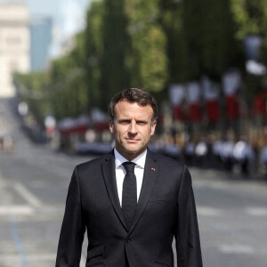 Le président français Emmanuel Macron assiste au défilé du 14 juillet 2022, place de la Concorde, Paris, © Stéphane Lemouton / Bestimage