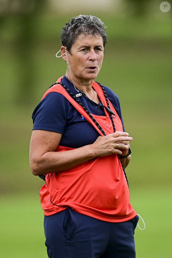 HAYRAUD Annick , manager général de l'équipe de France - Entraînement du XV de France féminin à Marcoussis, le 20 août 2020.