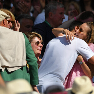 Novak Djokovic et sa femme Jelena lors de la finale du tournoi de Wimbledon, le 10 juillet 2022.