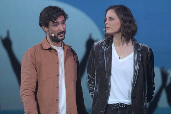 Jérémy Frérot, Laure Manaudou - Surprises - Enregistrement de l'émission "La Chanson secrète 11" à Paris, diffusée le 24 juin sur TF1. © Cyril Moreau / Bestimage 