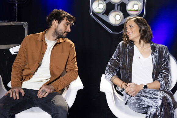 Jeremy Frerot et sa femme Laure Manaudou - Backstage - Enregistrement de l'émission "La Chanson secrète 11" à Paris, diffusée le 24 juin sur TF1.