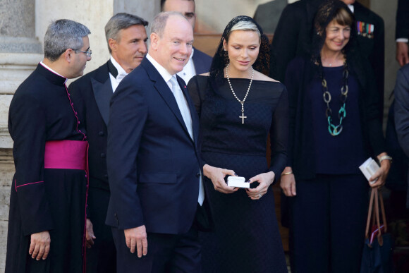 Le prince Albert II de Monaco et la princesse Charlène de Monaco arrivent au Vatican pour un entretien privé avec le pape François, le 20 juillet 2022. © Evandro Inetti/Zuma Press/Bestimage 