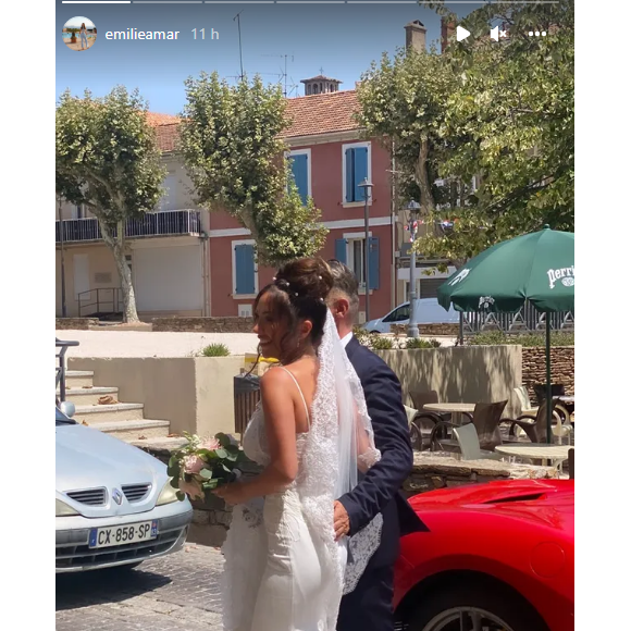 Emilie Amar (Les Anges) s'est mariée à son compagnon Bruno à la mairie de Carqueiranne - Instagram