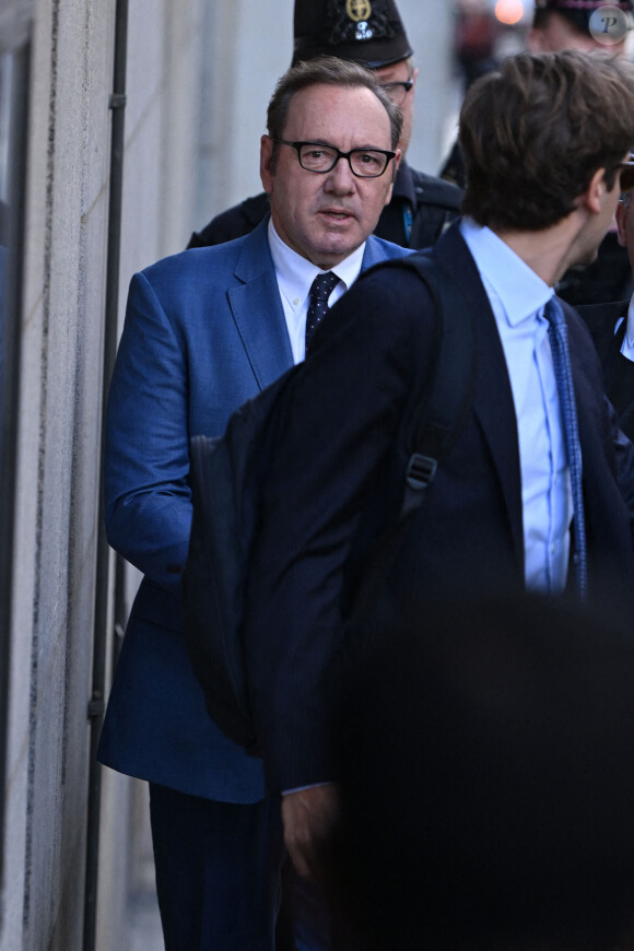 Kevin Spacey à son arrivée au palais de justice "Old Bailey" à Londres. L'acteur est poursuivi pour quatre agressions sexuelles sur trois hommes, entre mars 2005 et avril 2013. Le 14 juillet 2022 