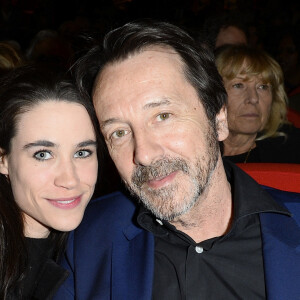 Jean-Hugues Anglade et sa compagne Charlotte Leloup - Avant-première du film "L'Origine de la violence" au cinéma Le Balzac à Paris, le 3 mai 2016. © Guirec Coadic/Bestimage