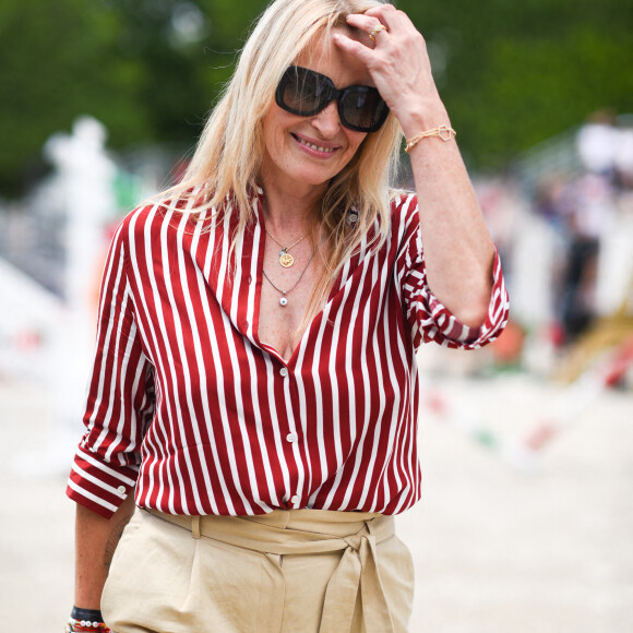 Estelle Lefébure à la remise du Prix Elle (CSI 5) lors de la 8ème édition du "Longines Paris Eiffel Jumping" au Champ de Mars à Paris, le 24 juin 2022. © Perusseau/Gorassini/Tribeca/Bestimage 