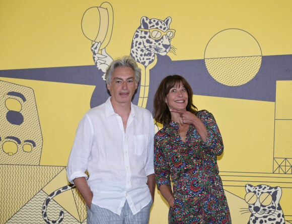 Jean Paul Civeyrac et Sophie Marceau au photocall du film Une Femme De Notre Temps durant le Festival de Locarno, en Suisse, le 9 août 2022