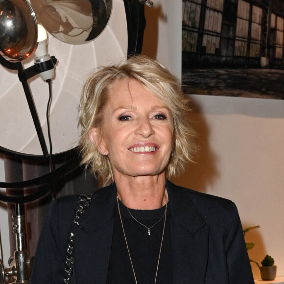 Exclusif - Sophie Davant - Soirée de lancement du premier livre de R. Perez "Ma mère, Dieu et Sylvie Vartan" aux éditions Les Escales dans les salons Hoche à Paris le 29 septembre 2021. © Coadic Guirec/Bestimage 