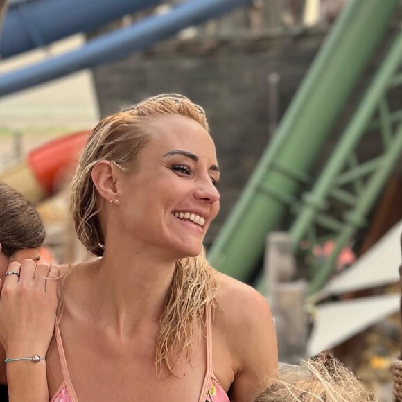 Elodie Gossuin profite de la vie en vacances avec ses enfants et son mari Bertrand @ Instagram / Elodie Gossuin