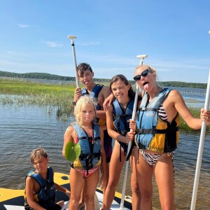 Elodie Gossuin profite de la vie en vacances avec ses enfants et son mari Bertrand @ Instagram / Elodie Gossuin