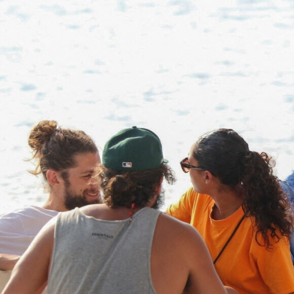 Exclusif - Joakim Noah et sa femme Lais Ribeiro sont allés faire une balade en bateau avec des amis à Rio de Janeiro au Brésil le 3 aout 2022.