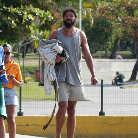 Exclusif - Joakim Noah et sa femme Lais Ribeiro sont allés faire une balade en bateau avec des amis à Rio de Janeiro au Brésil le 3 aout 2022.