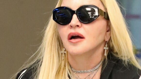 Madonna fête ses 64 ans : alcool et coups de langue à ses copines, elle se déchaîne pour son anniversaire !
