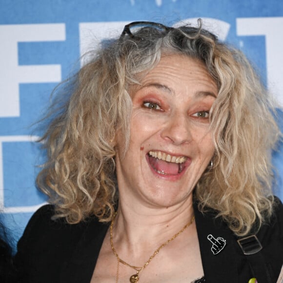 Corinne Masiero - Photocall de la clôture du Festival du Film de Demain (FFD) au ciné Lumière à Vierzon le 5 juin 2022. © Coadic Guirec / Bestimage 