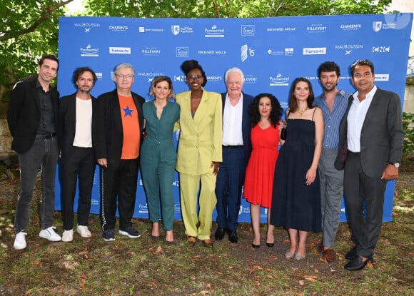 Alex Beaupain, Sébastien Pilote, Dominique Besnehard, Veerle Baetens, Isabelle Kabano, André Dussollier (président du jury), Leyla Bouzid, Joséphine Japy, Alexis Moncorgé et Patrick Cohen au photocall du jury au jardin des Bardines lors du 15ème festival du film francophone d'Angoulême le 23 août 2022. © Coadic Guirec / Bestimage 